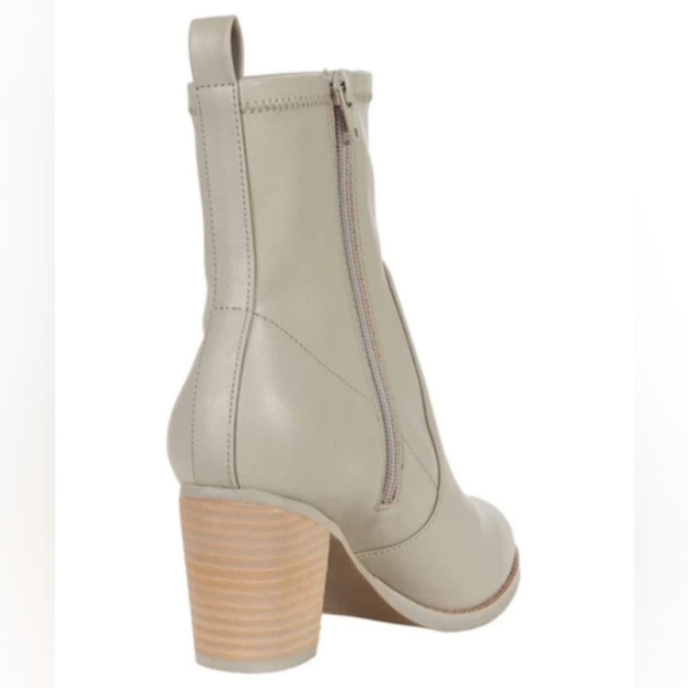 Women’s DV Dolce Vita Elaroo Ankle Booties Gray size 7 - Picture 4 of 14